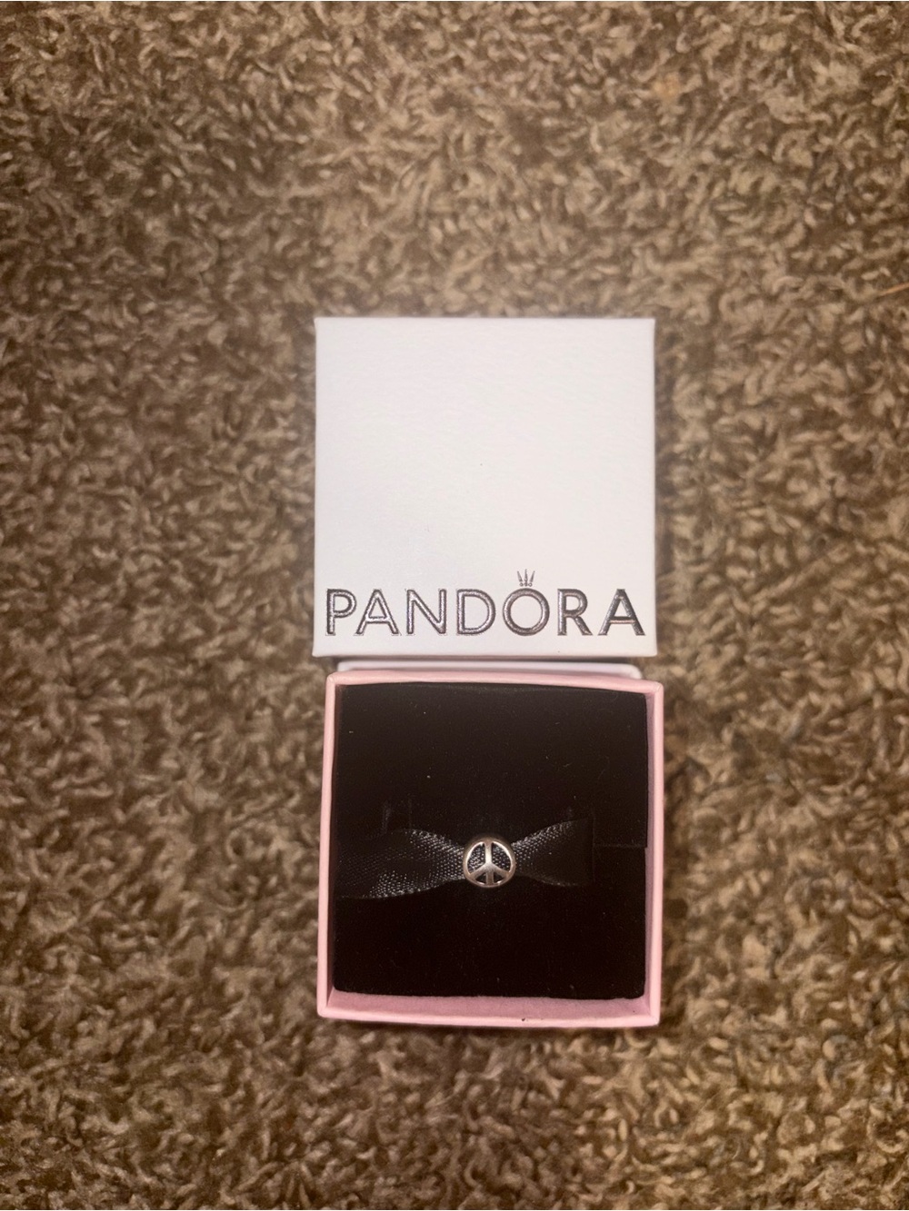 Pandora Mini Peace Sign Charm